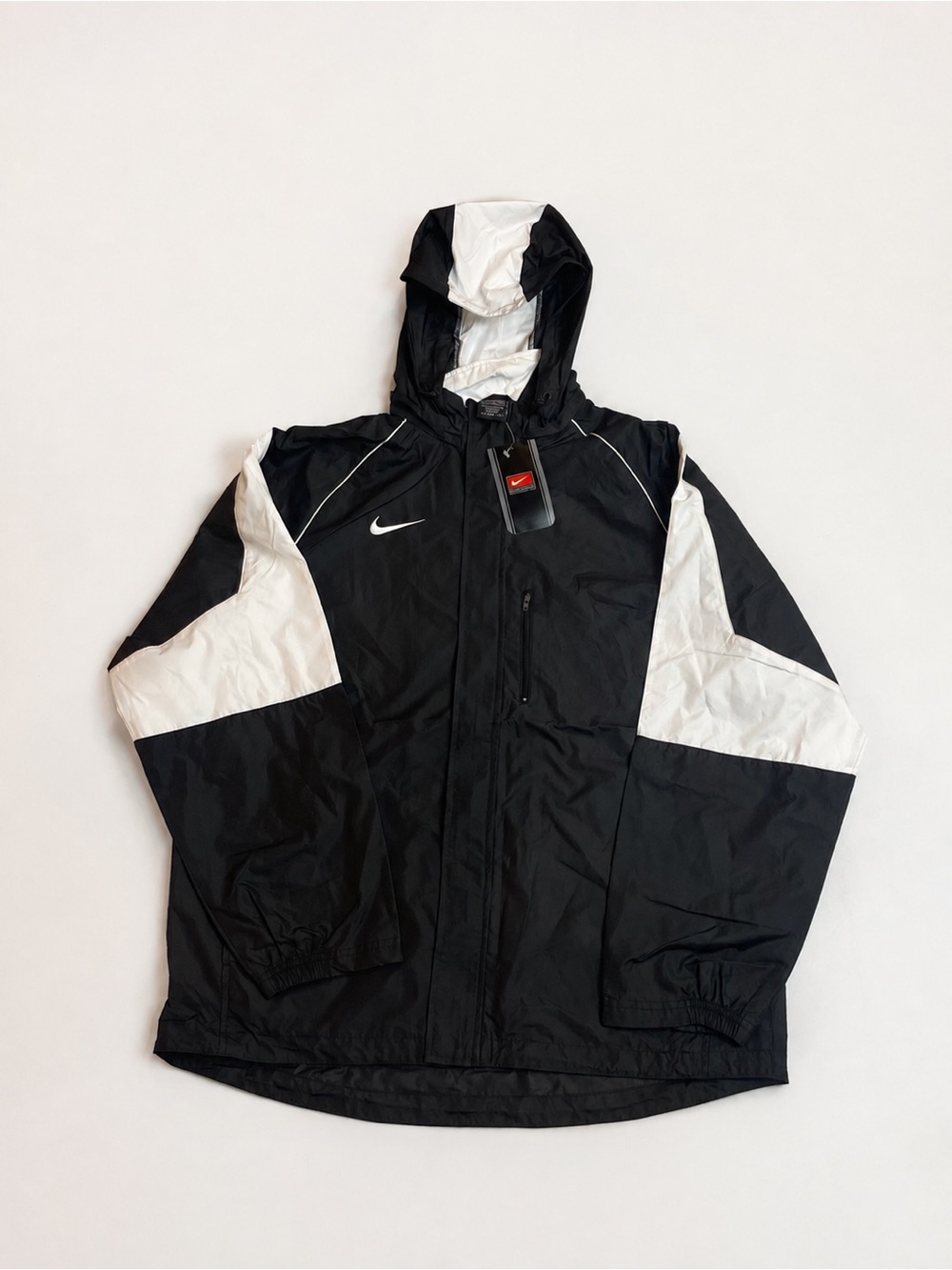 Nike Team Clima-FIT Black & White Hooded Windbreaker Jacket | Men’s Large | NWT